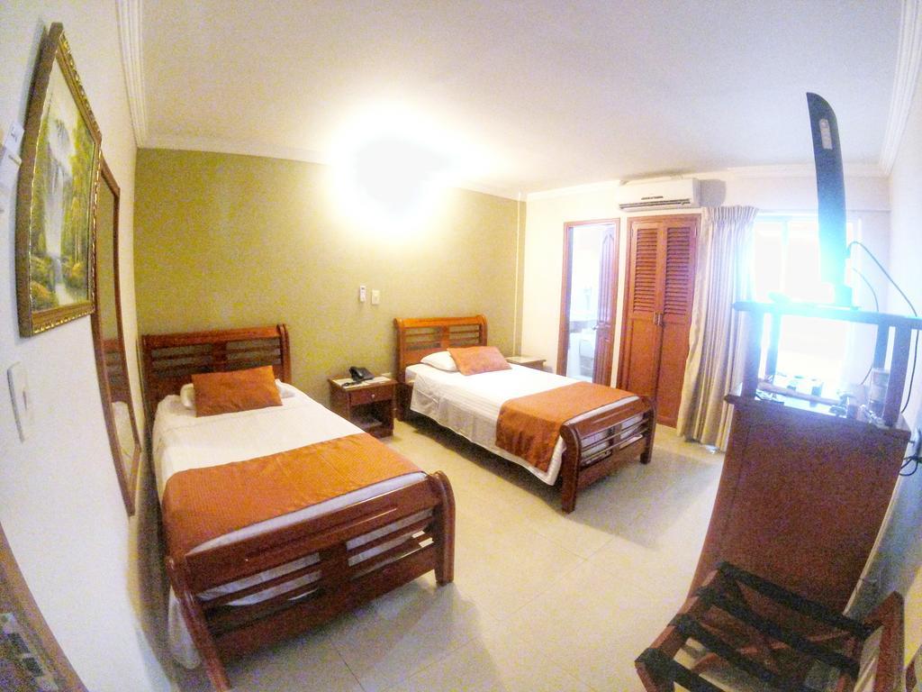 Hotel San Francisco De Asis ซันตามาร์ตา ภายนอก รูปภาพ